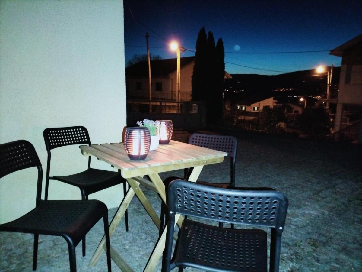 Cantinho Dos Montes Apartment Vila Real Exterior photo